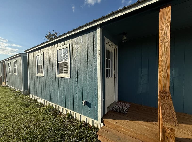 Blue Duplex D Cabins Entrance